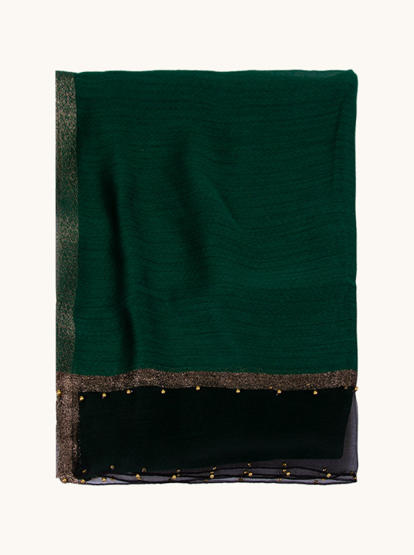 Szal  wizytowy zielony ze złotą obwódką i ozdobnymi koralikami 190 cm