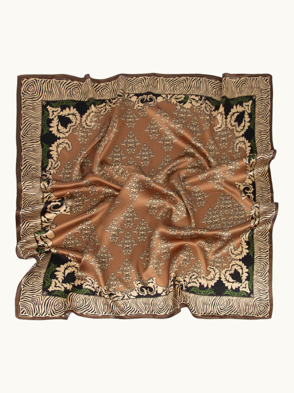 Apaszka 90 cm x 90 cm z jedwabiu brązowa motywy roślinne
