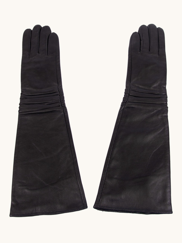 Leather gloves