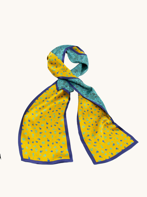 Dwustronny wąski szal jedwabny z granatową lamówką 16x145cm