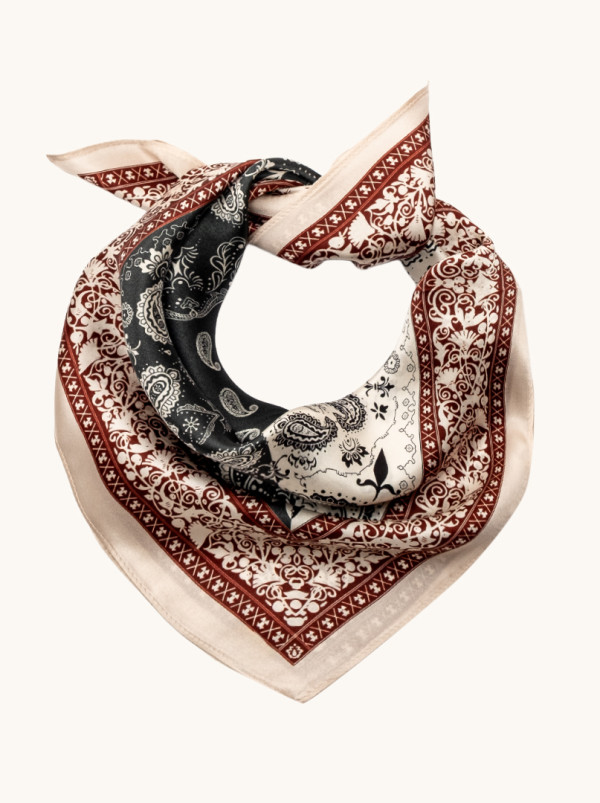 Apaszka jedwabna kremowa w czarne paisleye 53x53 cm