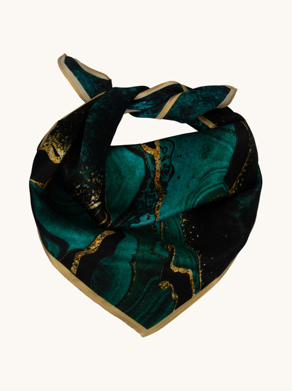 Apaszka jedwabna w odcieniach malachitu i złota 53x53 cm