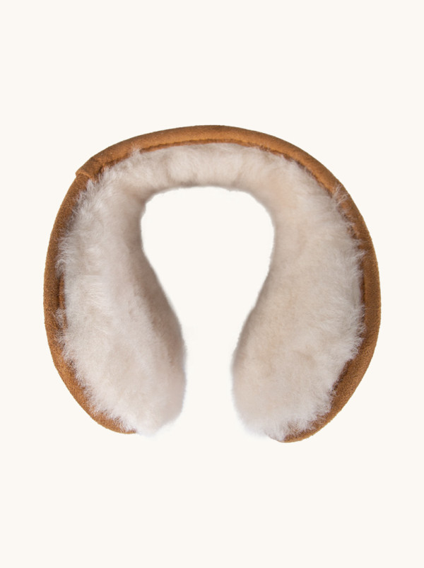 Nauszniki damskie ciepłe kremowe puchate za głowę 