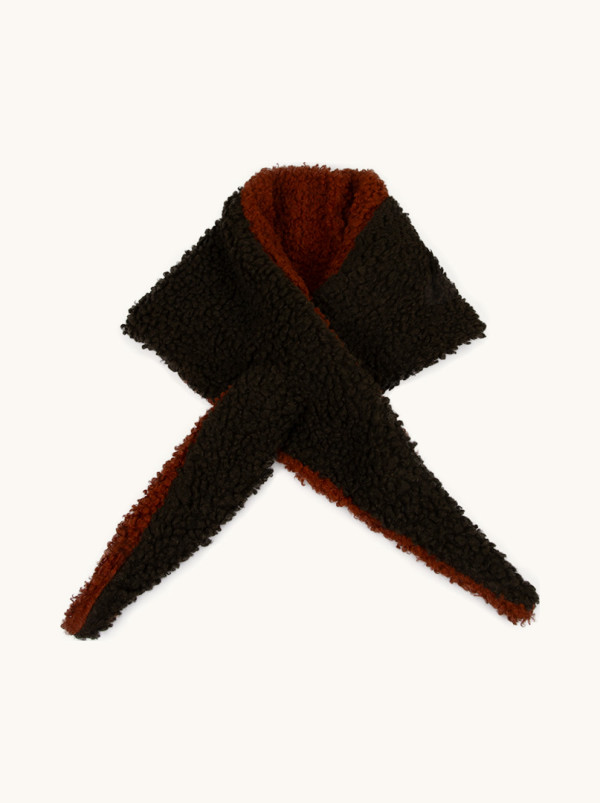 Warm boucle fabric collar 