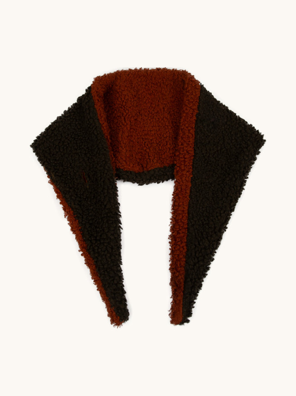 Warm boucle fabric collar 