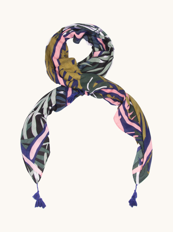 Light boho scarf with leaf motif 90 cm x 190 cm