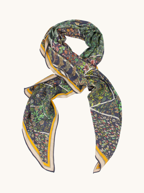 Two-sided woollen shawl with flowers on navy blue background 60cm x 180cm 