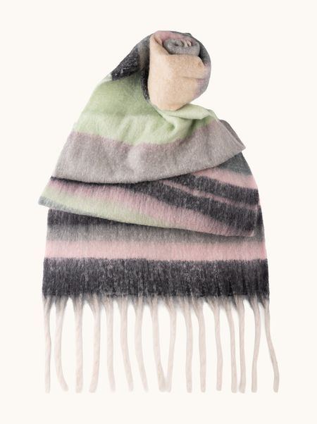 Ciepły szal w pastelowe pasy z frędzlami 55x190 cm