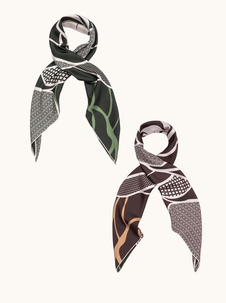 Duża chusta jedwabna dwustronna w róże NERIVA 106 x106 cm PREMIUM