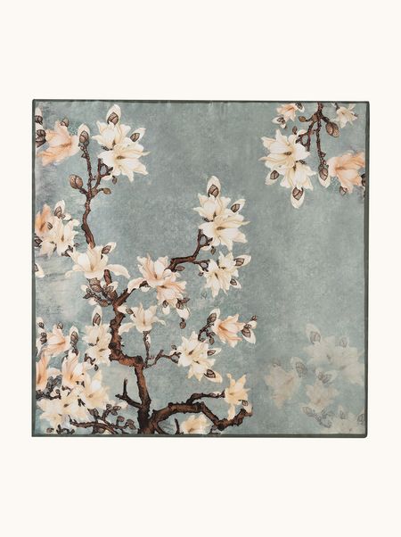 Apaszka jedwabna zielona z motywem magnolii 90x90 cm