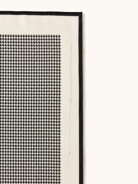 White silk scarf with black houndstooth pattern, 70x70 cm