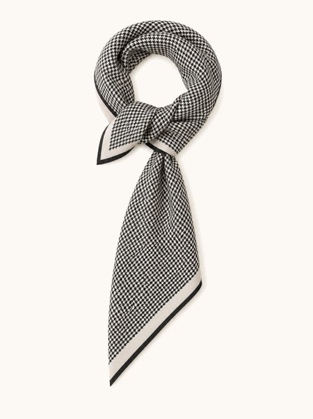 White silk scarf with black houndstooth pattern, 70x70 cm