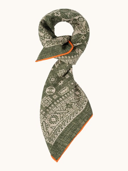 Green wool and silk scarf, 65x65 cm