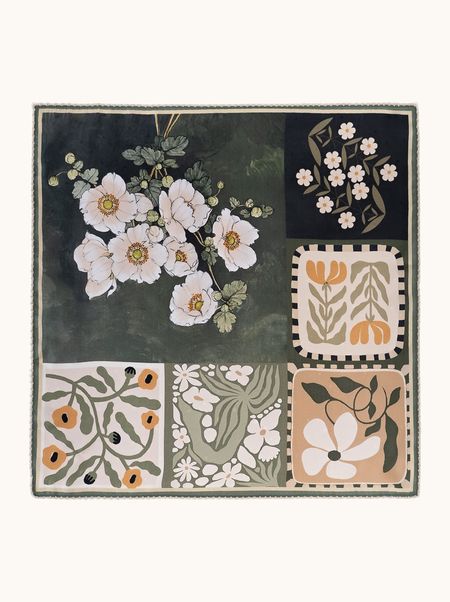 Apaszka jedwabna zielona w kwiaty z koronkową obwódką 53x53 cm