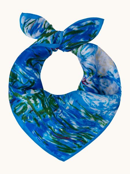 Apaszka jedwabna błękitna w lilie wodne 53x53 cm