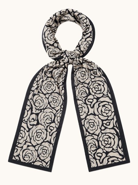 Cream-colored silk scarf with black roses, 16x145 cm