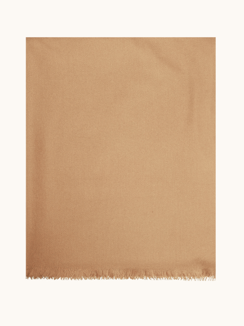 Ciepły szal beżowy z krótkimi frędzlami 80x200 cm zdjęcie 2